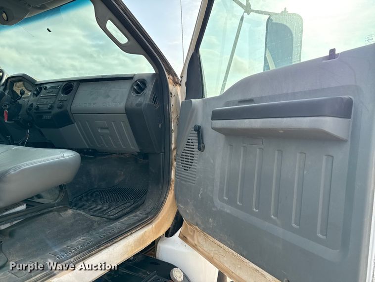 image for item ED5741 2011 Ford F650 Super Duty XL flatbed truck