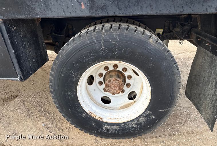 image for item ED5741 2011 Ford F650 Super Duty XL flatbed truck