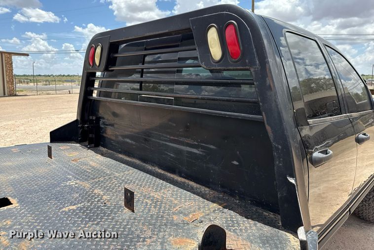 image for item ED5752 2007 Dodge Ram 3500 Quad Cab flatbed pickup truck