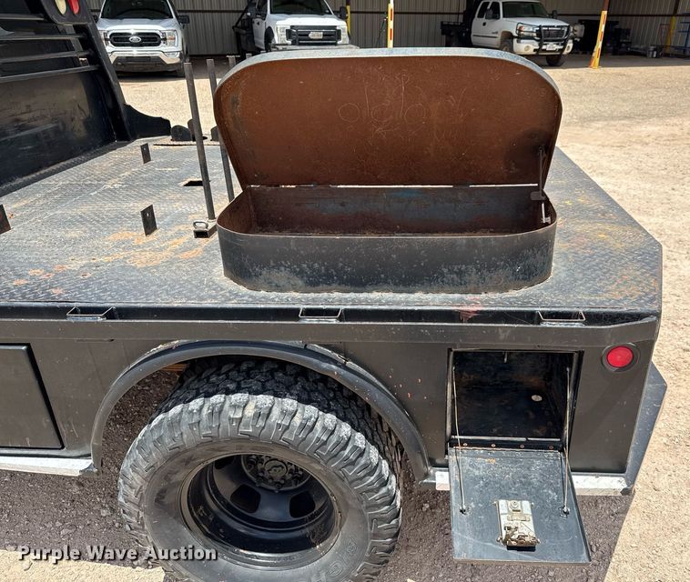 image for item ED5752 2007 Dodge Ram 3500 Quad Cab flatbed pickup truck