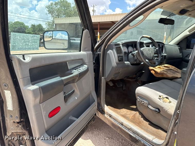 image for item ED5752 2007 Dodge Ram 3500 Quad Cab flatbed pickup truck