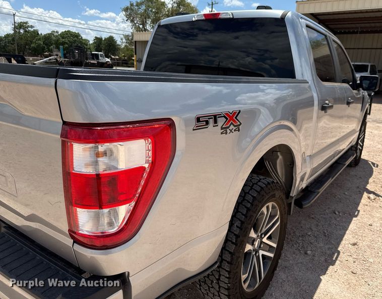 image for item ED5753 2022 Ford F150 STX SuperCrew pickup truck
