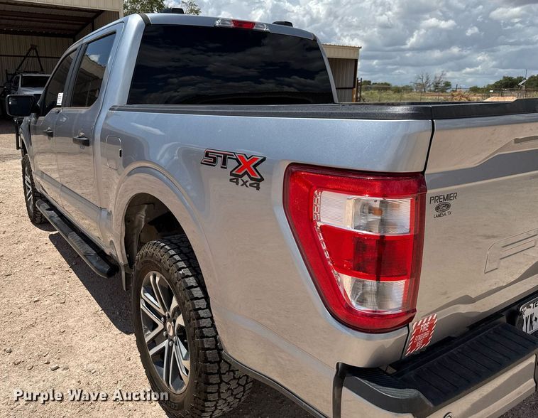 image for item ED5753 2022 Ford F150 STX SuperCrew pickup truck