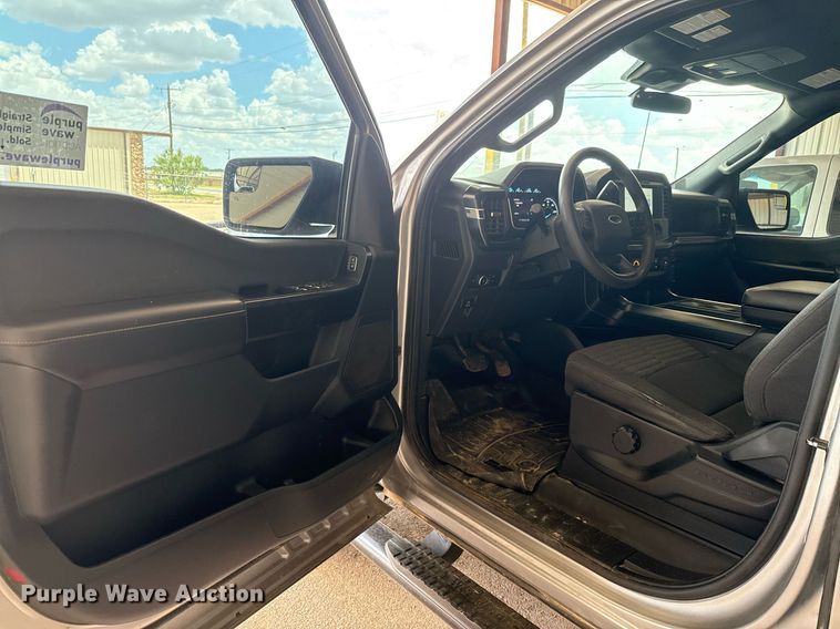 image for item ED5753 2022 Ford F150 STX SuperCrew pickup truck