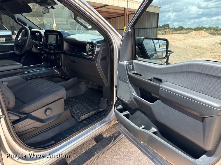 image for item ED5753 2022 Ford F150 STX SuperCrew pickup truck