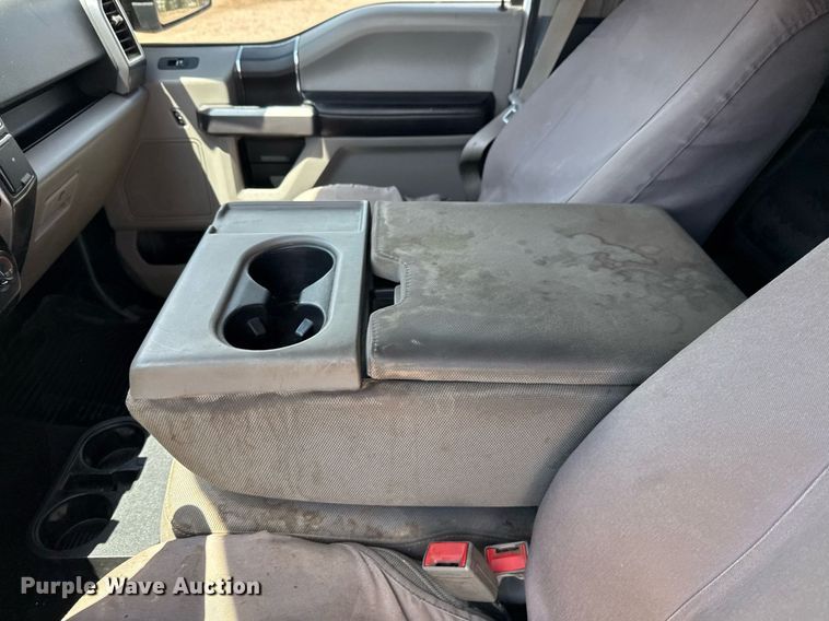 image for item ED5754 2019 Ford F150 XLT SuperCrew pickup truck