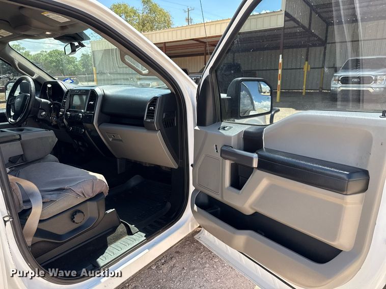 image for item ED5754 2019 Ford F150 XLT SuperCrew pickup truck