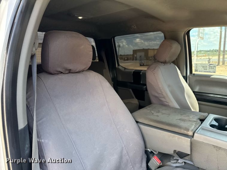 image for item ED5754 2019 Ford F150 XLT SuperCrew pickup truck