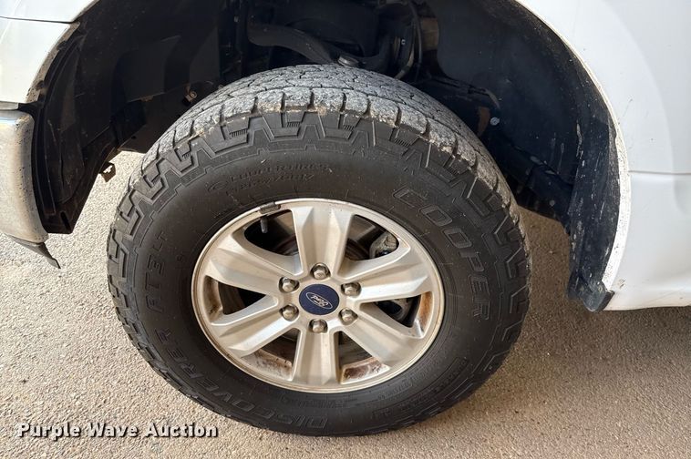 image for item ED5754 2019 Ford F150 XLT SuperCrew pickup truck