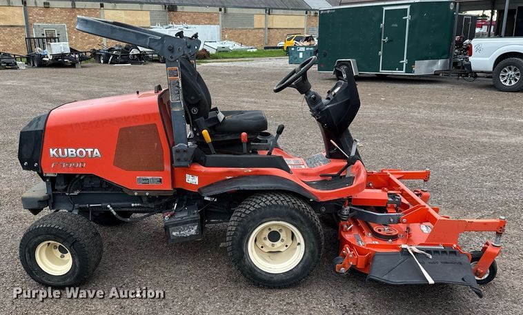 image for item ED5763 2017 Kubota F3990 lawn mower