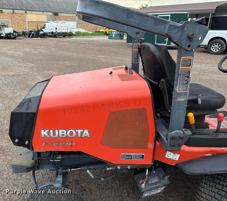 image for item ED5763 2017 Kubota F3990 lawn mower