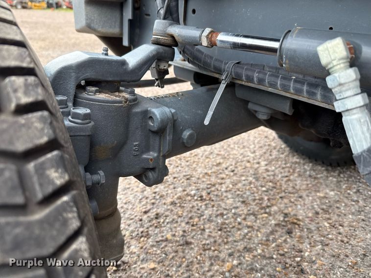 image for item ED5763 2017 Kubota F3990 lawn mower