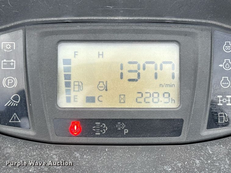 image for item ED5763 2017 Kubota F3990 lawn mower