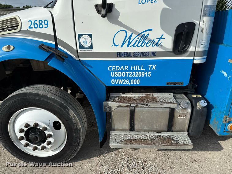 image for item ED5797 2014 Freightliner Business Class M2 flatbed truck