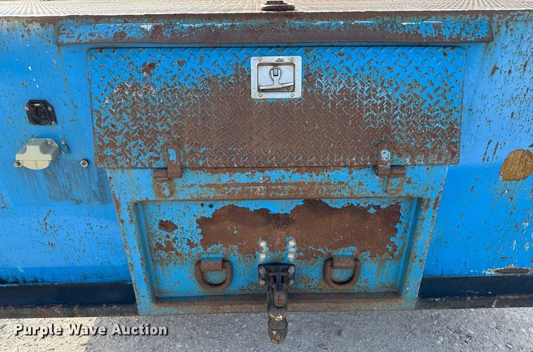 image for item ED5797 2014 Freightliner Business Class M2 flatbed truck