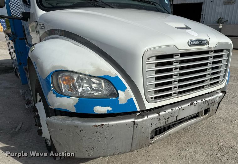 image for item ED5798 2012 Freightliner Business Class M2 flatbed truck