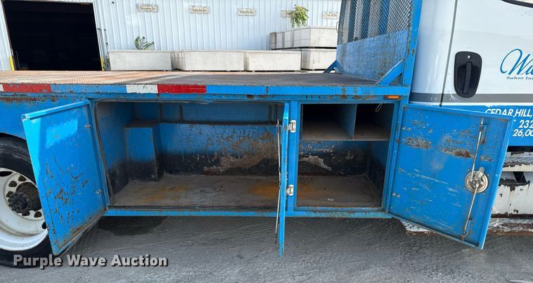 image for item ED5798 2012 Freightliner Business Class M2 flatbed truck