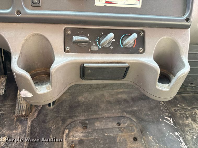 image for item ED5798 2012 Freightliner Business Class M2 flatbed truck