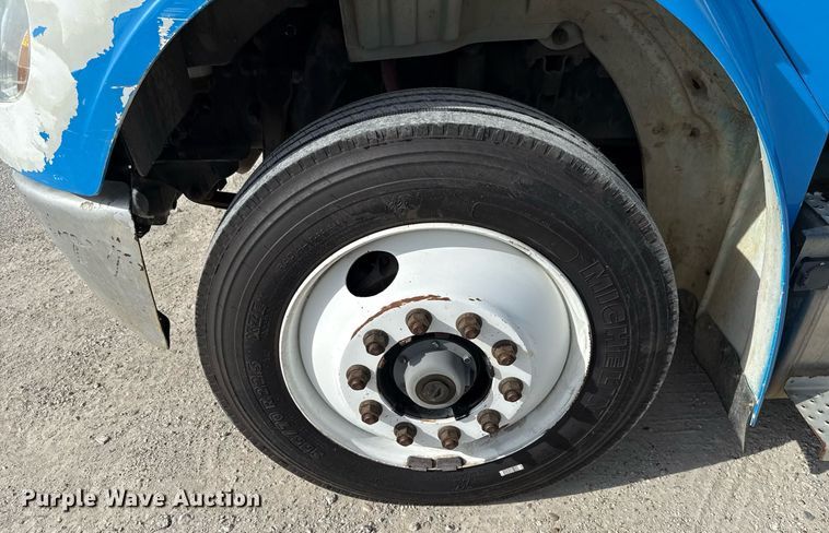 image for item ED5798 2012 Freightliner Business Class M2 flatbed truck