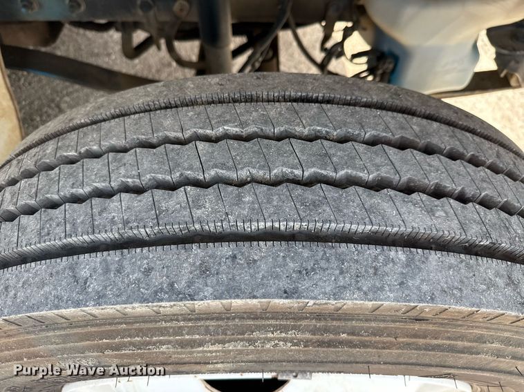 image for item ED5798 2012 Freightliner Business Class M2 flatbed truck