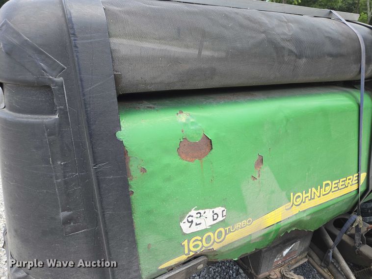 image for item EF1579 John Deere 1600Turbo ZTR lawn mower