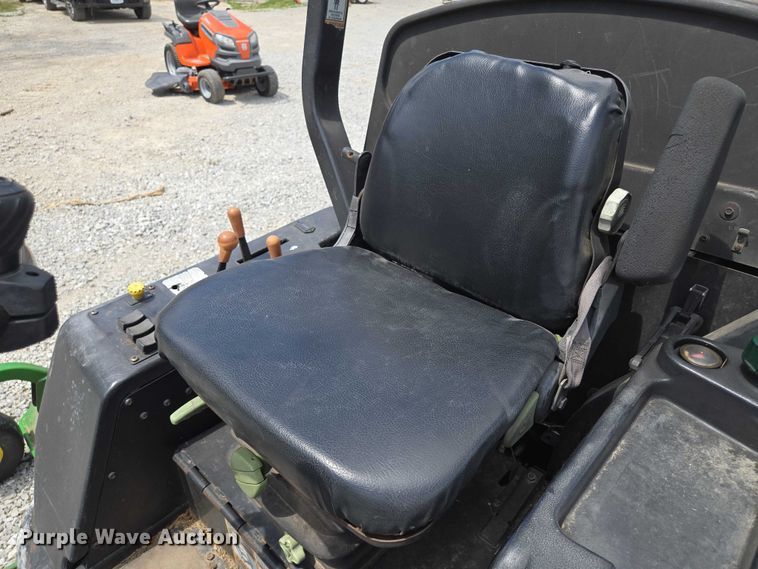 image for item EF1579 John Deere 1600Turbo ZTR lawn mower