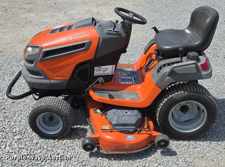 image for item EF1581 Husqvarna LGT2654 lawn mower