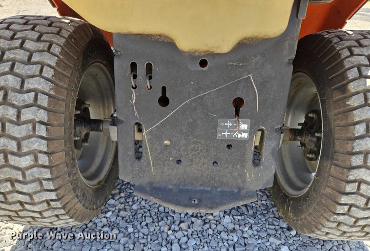 image for item EF1581 Husqvarna LGT2654 lawn mower