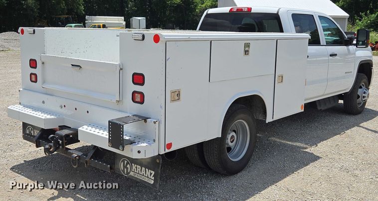 image for item EF1591 2018 GMC Sierra 3500HD Crew Cab utility bed pickup truck