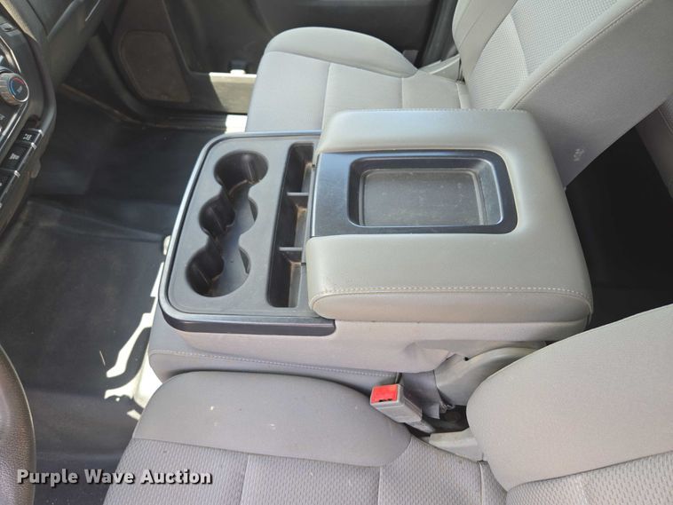 image for item EF1591 2018 GMC Sierra 3500HD Crew Cab utility bed pickup truck