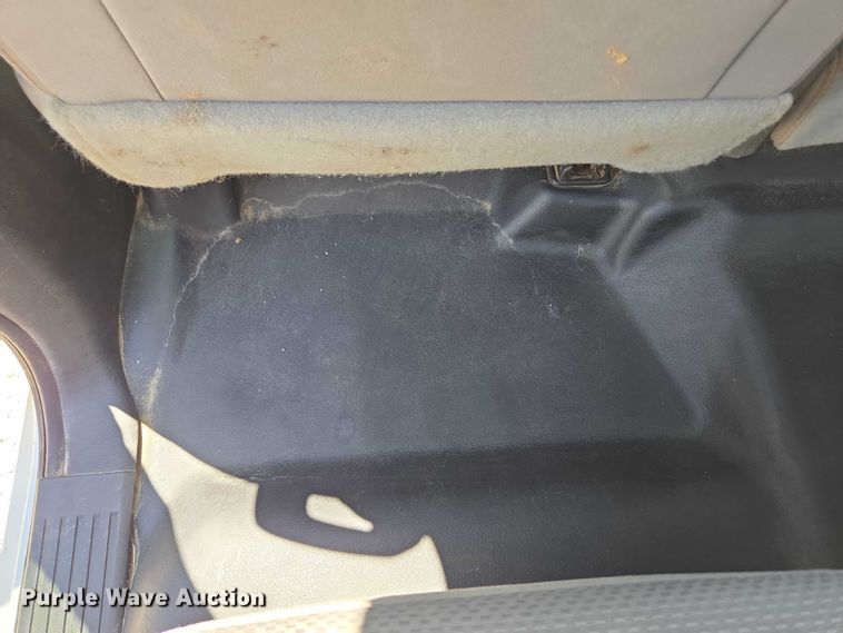 image for item EF1591 2018 GMC Sierra 3500HD Crew Cab utility bed pickup truck