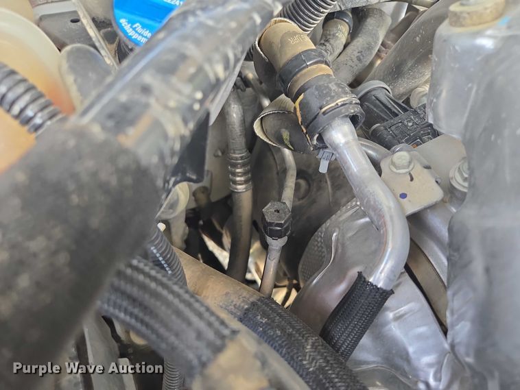 image for item EF1591 2018 GMC Sierra 3500HD Crew Cab utility bed pickup truck