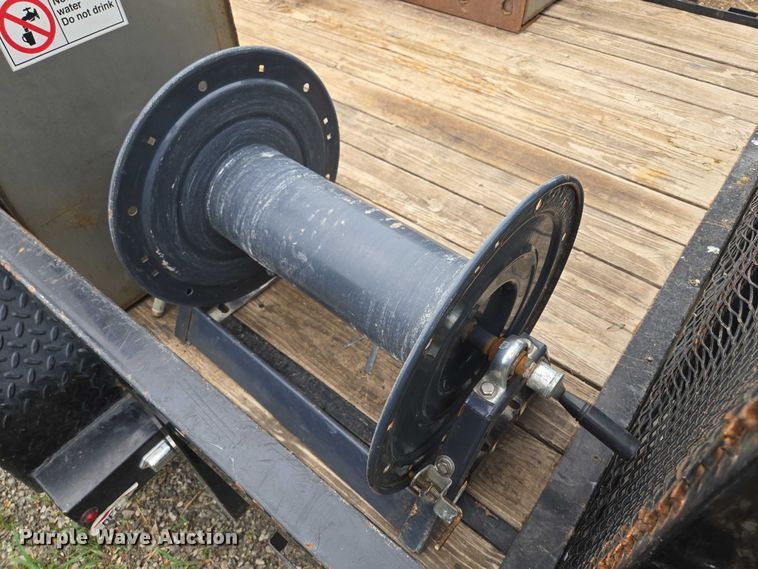 image for item EF1592 2021 Sure- Trac ST8214TAT-B-070 utility trailer