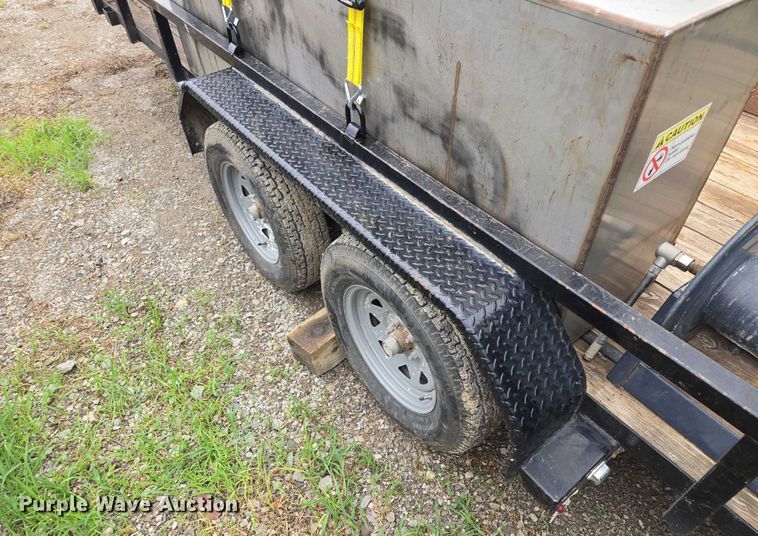 image for item EF1592 2021 Sure- Trac ST8214TAT-B-070 utility trailer