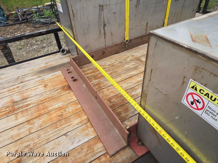 image for item EF1592 2021 Sure- Trac ST8214TAT-B-070 utility trailer