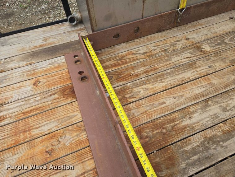 image for item EF1592 2021 Sure- Trac ST8214TAT-B-070 utility trailer