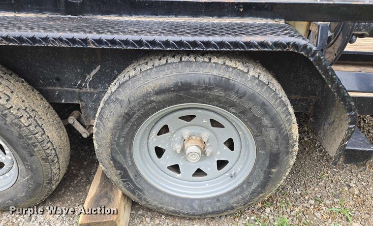 image for item EF1592 2021 Sure- Trac ST8214TAT-B-070 utility trailer