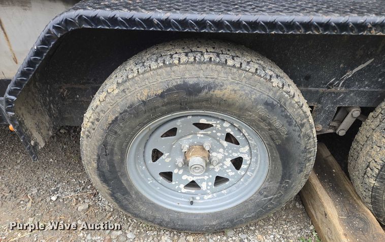 image for item EF1592 2021 Sure- Trac ST8214TAT-B-070 utility trailer