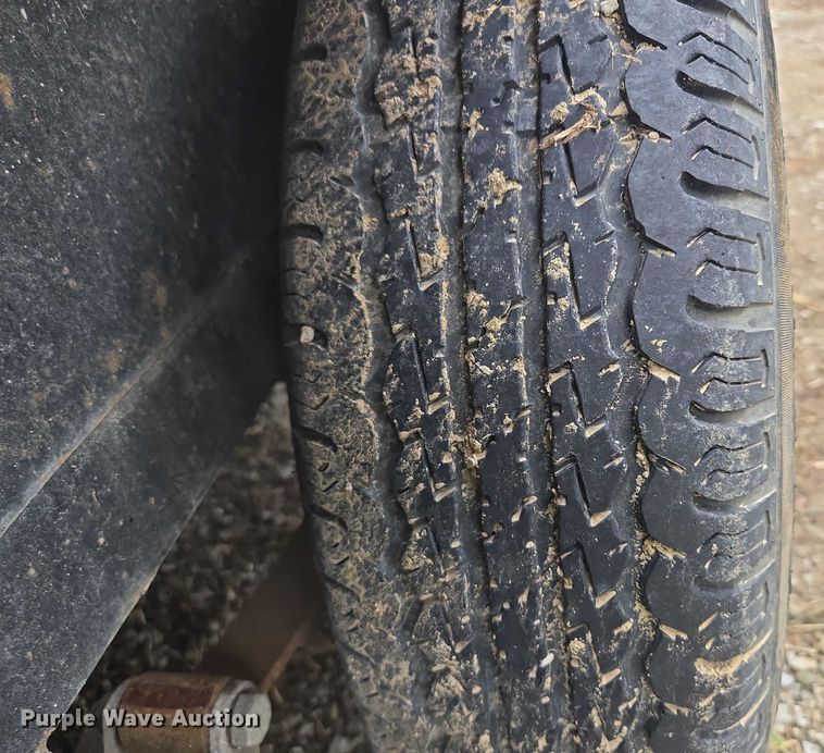 image for item EF1592 2021 Sure- Trac ST8214TAT-B-070 utility trailer