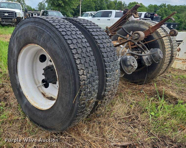image for item EF1609 Spicer 19060S truck axle