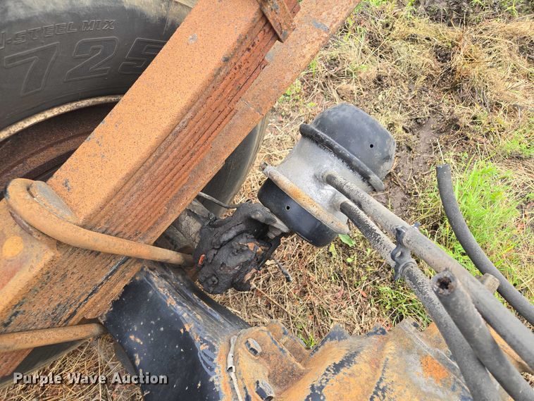 image for item EF1609 Spicer 19060S truck axle