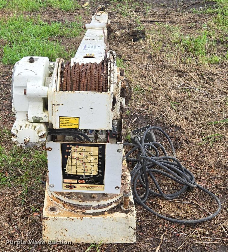 image for item EF1610 IMT 5016 truck mounted crane