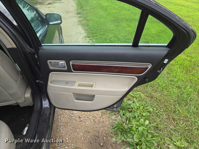 image for item EF1611 2007 Lincoln MKZ 