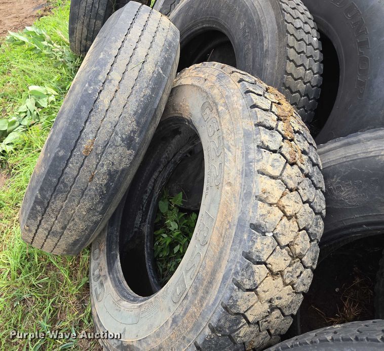image for item EF1615 (27) truck tires