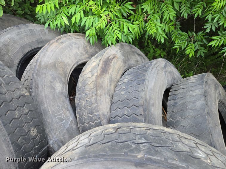 image for item EF1615 (27) truck tires