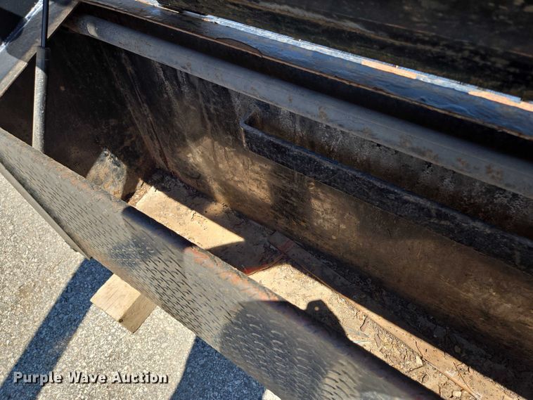 image for item EF1621 2019 PJ  equipment trailer