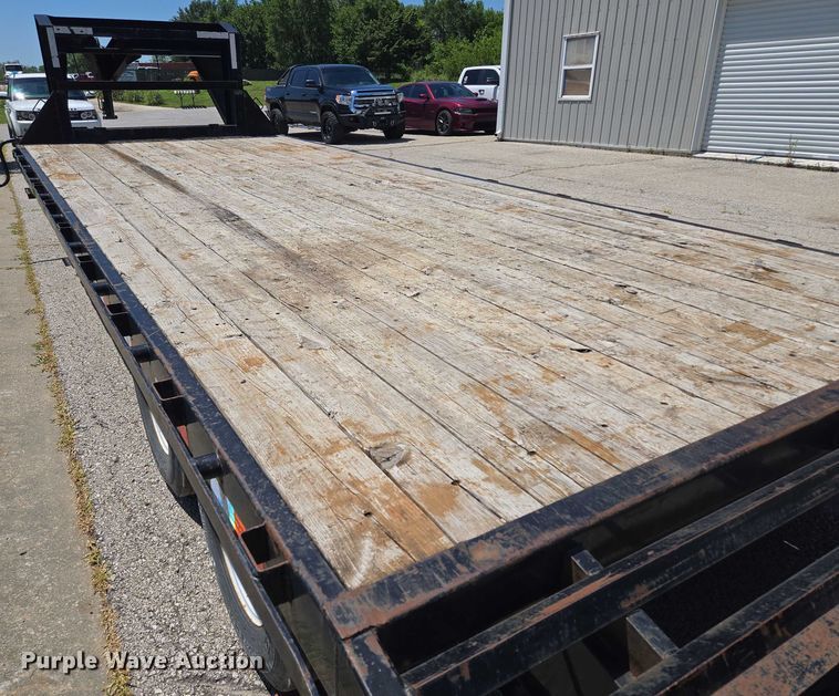image for item EF1621 2019 PJ  equipment trailer