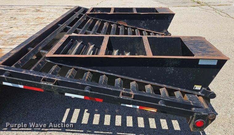 image for item EF1621 2019 PJ  equipment trailer