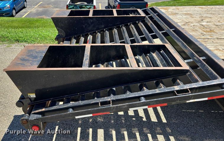 image for item EF1621 2019 PJ  equipment trailer