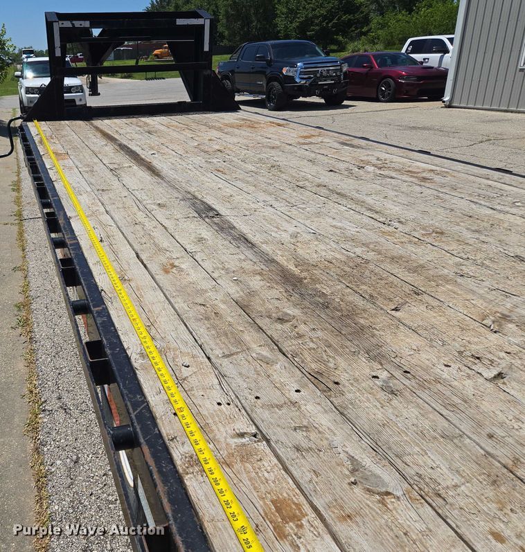 image for item EF1621 2019 PJ  equipment trailer